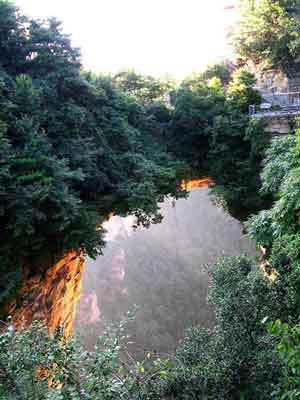 張家界、袁家界、天子山、武陵源二晚二日游